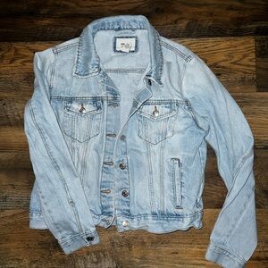F21 Jean Jacket Size Medium